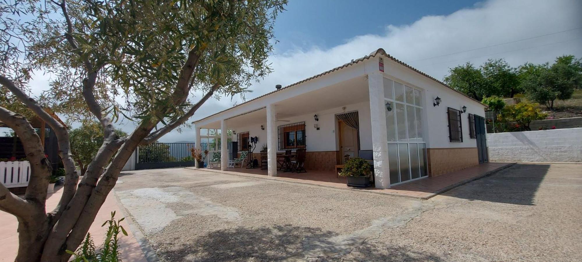 Cortijo Blanco * Albondon